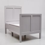 1214 4637 CHILDRENS BED